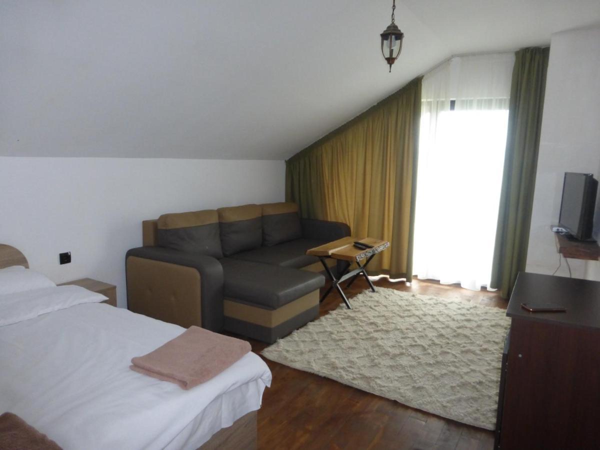 Hotel Karadzhovata Kashta Zlatograd Esterno foto