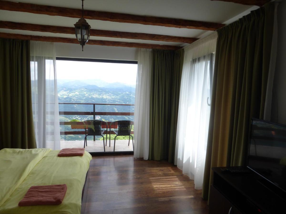 Hotel Karadzhovata Kashta Zlatograd Esterno foto