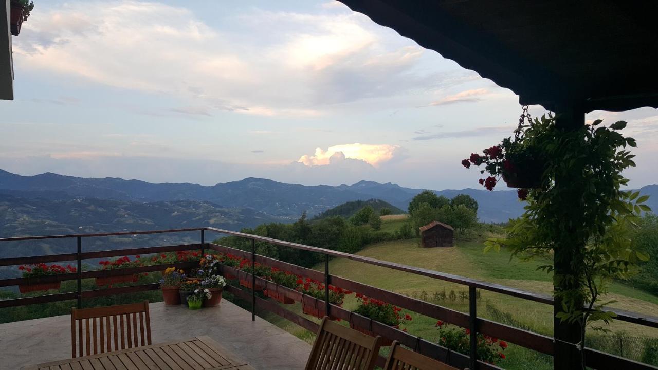 Hotel Karadzhovata Kashta Zlatograd Esterno foto