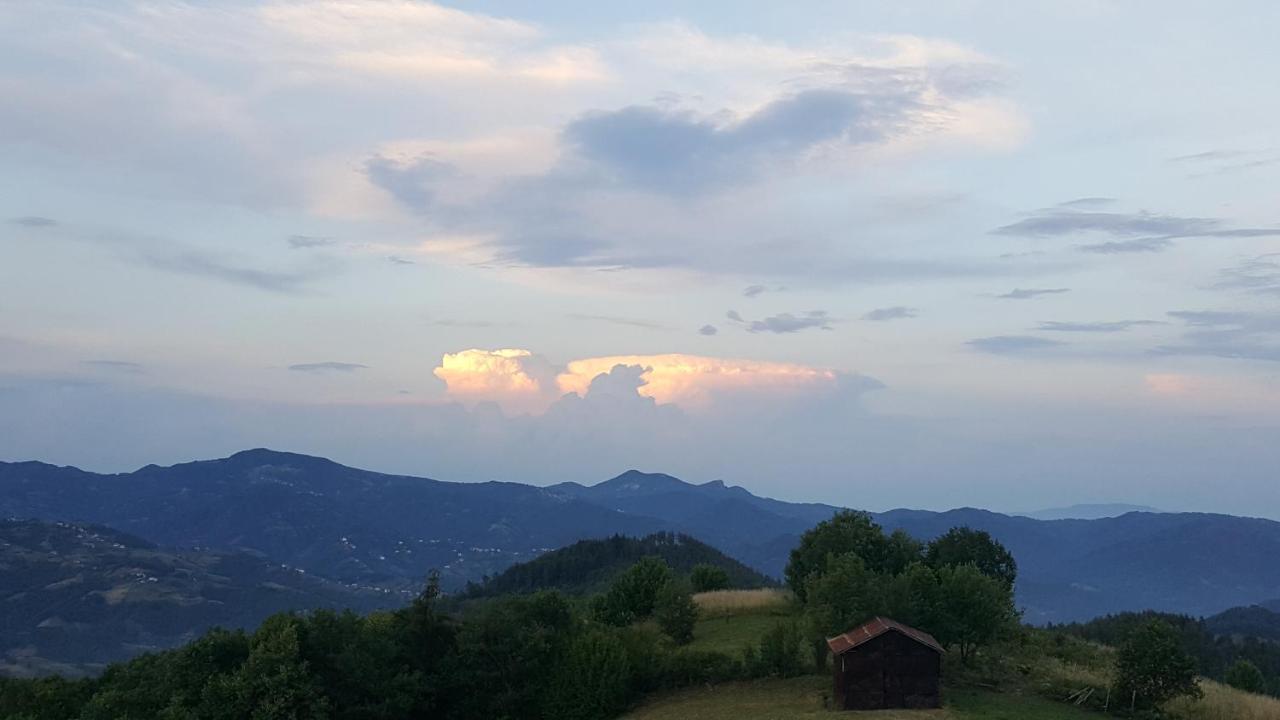Hotel Karadzhovata Kashta Zlatograd Esterno foto