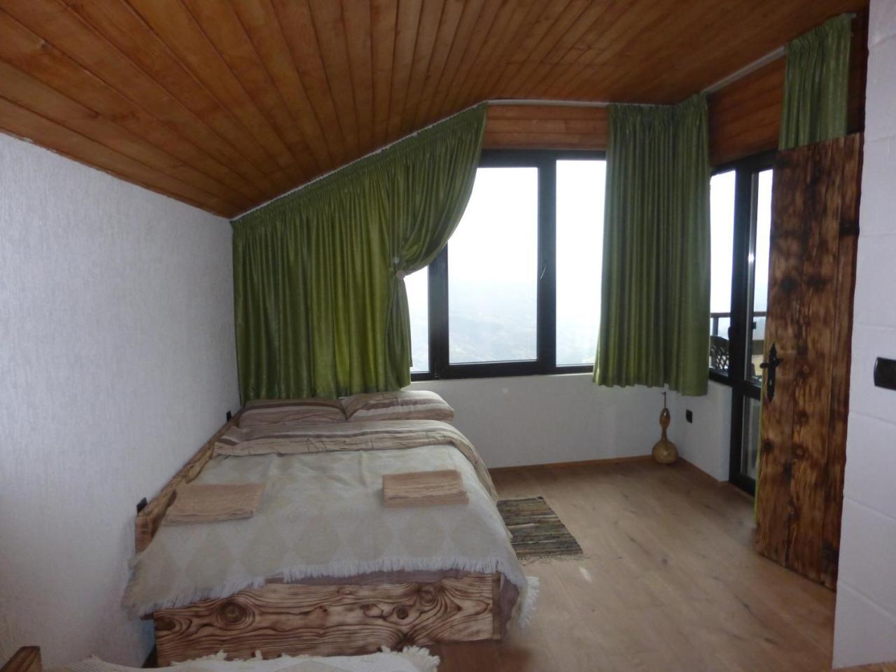 Hotel Karadzhovata Kashta Zlatograd Esterno foto