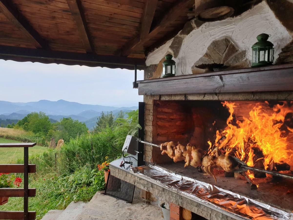 Hotel Karadzhovata Kashta Zlatograd Esterno foto